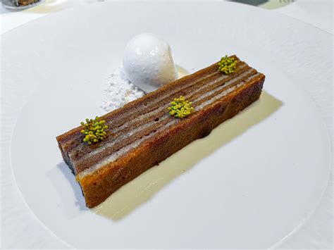  Bebinca! Un dolce a strati di cocco e zucchero caramellato che ti trasporterà in paradiso